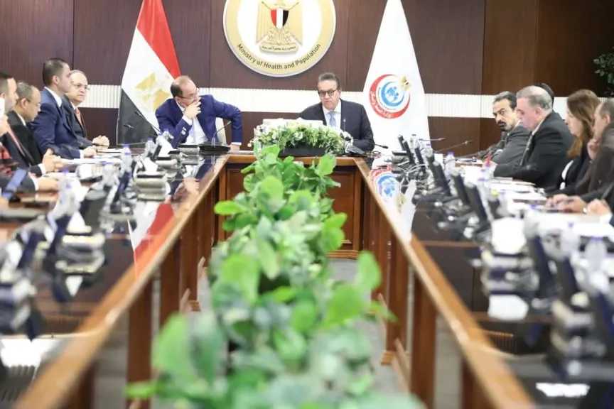 وزير الصحة يبحث مع وزير المالية انتظام سلاسل توريد الأدوية والمستلزمات الطبية