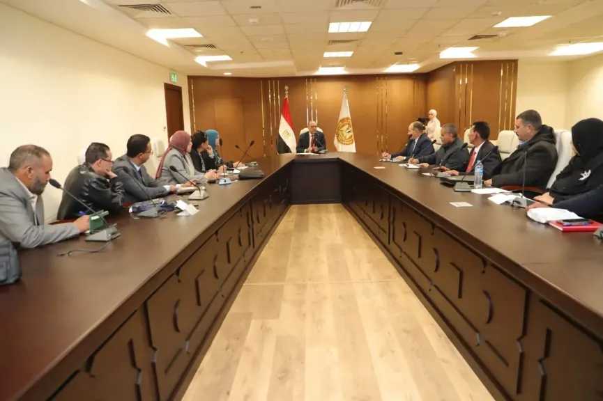 وزير العمل يجتمع بمتابعي الأحكام لاستعراض سير تنفيذ المحاضر وتذليل التحديات