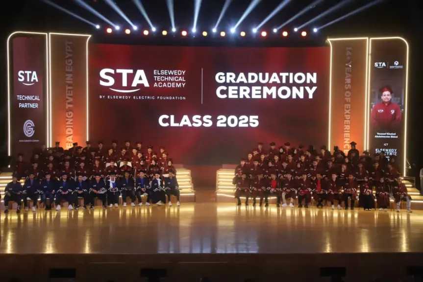 وزير الزراعة يشهد حفل تخرج الدفعة الـ12 لأكاديمية السويدي للتعليم الفني