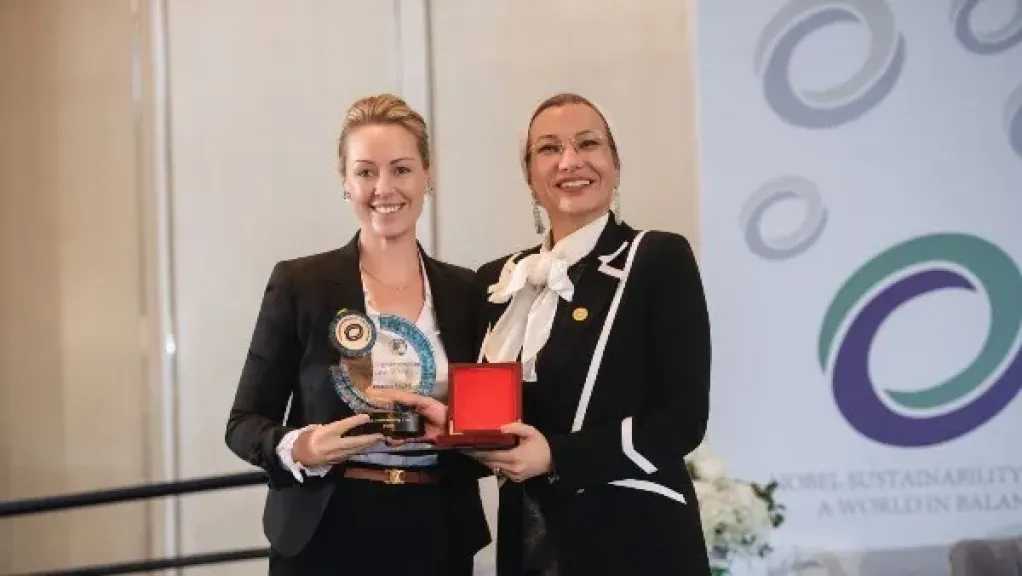 ياسمين فؤاد تفوز بجائزة صندوق نوبل للاستدامة