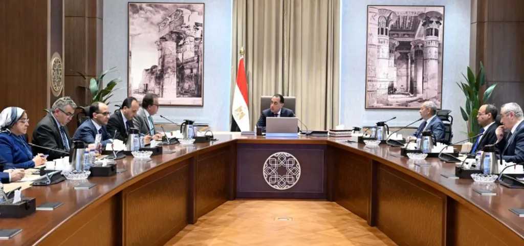 مدينة النيل ومستشفى الأطفال والمعاهد البحثية.. مدبولي يوجه بتطوير البنية التحتية الصحية بالقاهرة