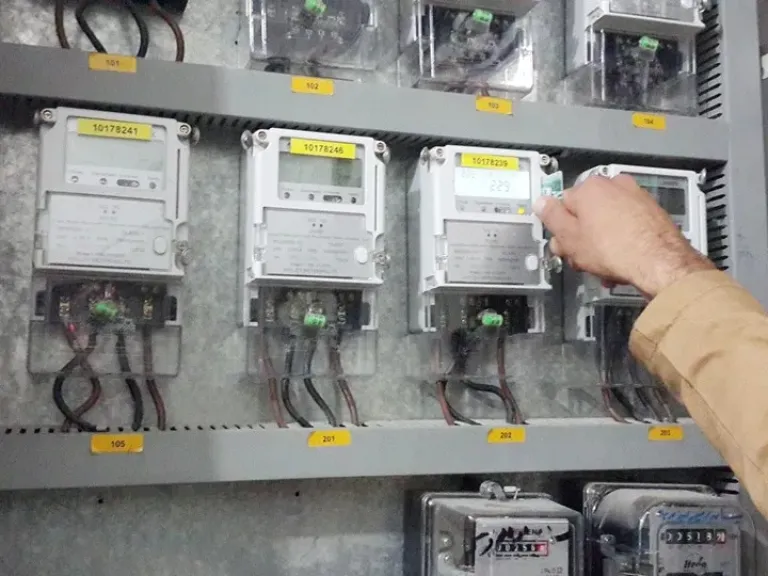 تحذير لأصحاب العدادات الكهربائية القديمة