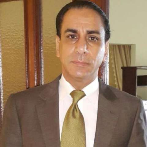 الأموال المجمدة.. قصة أنانية