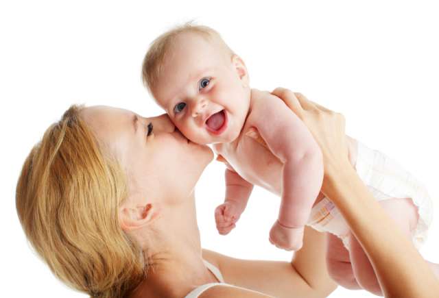 عبري لطفلك عن حبك بهذه الخطوات
