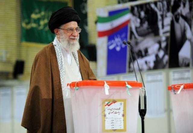 «خامنئي» يهاجم السعودية: أشداء على المسلمين ورحماء مع الكفار