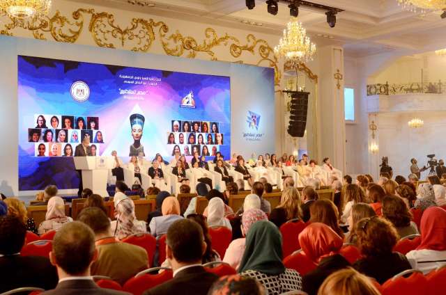 «مرسي»: السيسي يؤمن بقدرة المرأة المصرية في تقدم المجتمع