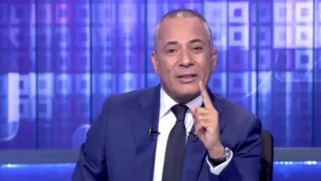 احمد موسي يفجر مفجأة بخصوص ديون مصر .. الحكومة عليها ديون بـ 80 مليار دولار فقط