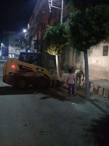 بالصور.. حملات نظافة ليلية بمدينة أشمون 