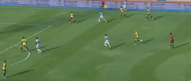 بيراميدز يفقد دونجا وإبراهيم عادل في مواجهة الإنتاج الحربي