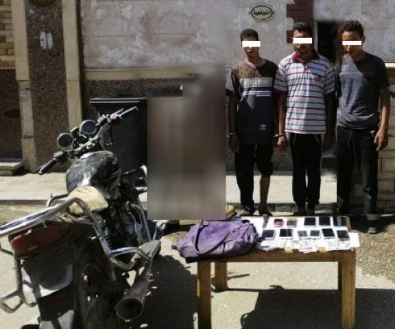 «أمن أسيوط»: ضبط  تشكيل عصابي تخصص في  سرقة الهواتف المحمولة