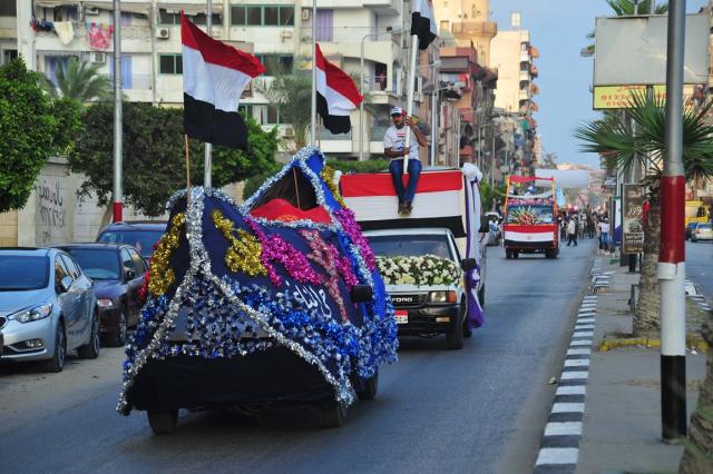 «يا بيوت السويس.. يا بيوت مدينتي».. السوايسة يحتفلون على السوشيال ميديا