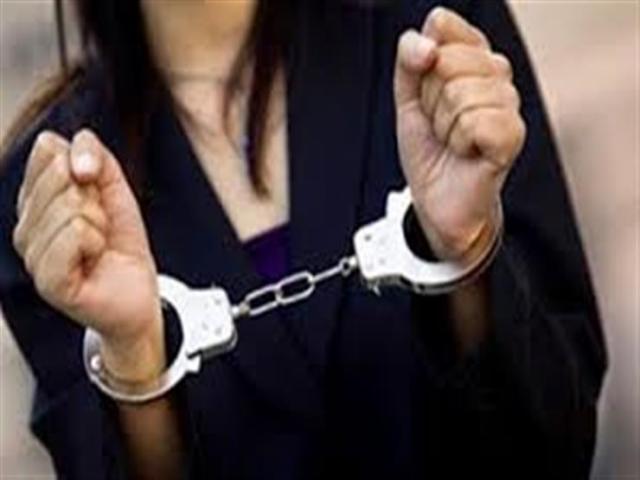 ضبط سيدة لاستيلائها على  50 ألف جنيها من المواطنين بحجة تسفيرهم للخارج