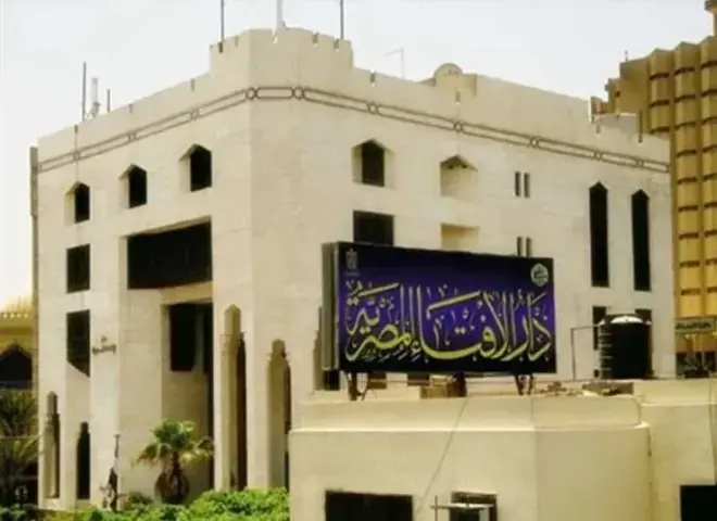 حكم قتل الكلاب بالسم للخلاص من الإيذاء.. أمين الفتوى يجيب