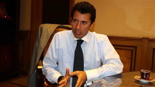 وزير الرياضة يتابع الإجراءات الاحترازية بمركز شباب التجمع الأول ويفتتح أعمال تطويره