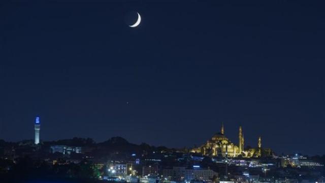تعذر رؤية هلال شوال في فلسطين.. والأربعاء أول أيام عيد الفطر