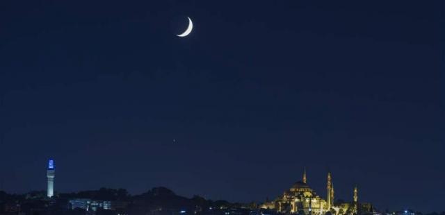 دار الإفتاء الليبية تتراجع بعد صلاة الفجر: الثلاثاء أول أيام عيد الفطر المبارك