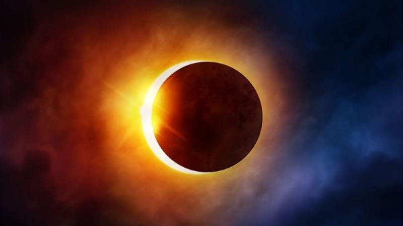 معهد الفلك يفتح أبوابه للجمهور الثلاثاء لرصد كسوف الشمس وبث مباشر للظاهرة
