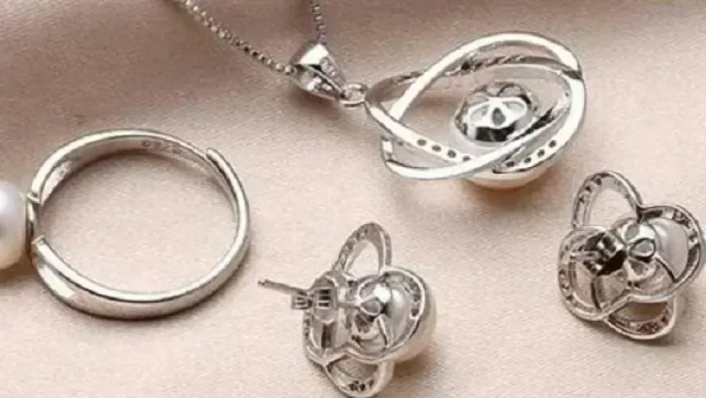 انخفاض أسعار الفضة اليوم 19 فبراير 2026.. عيار 999 يسجل هذا الرقم