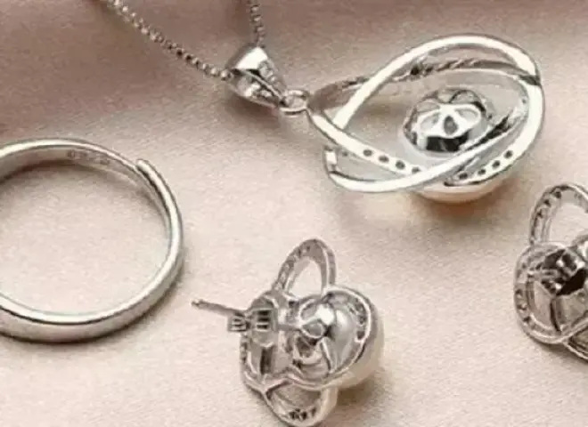 أسعار الفضة أول أيام عيد الفطر 2026.. استقرار نسبي وتراجع طفيف