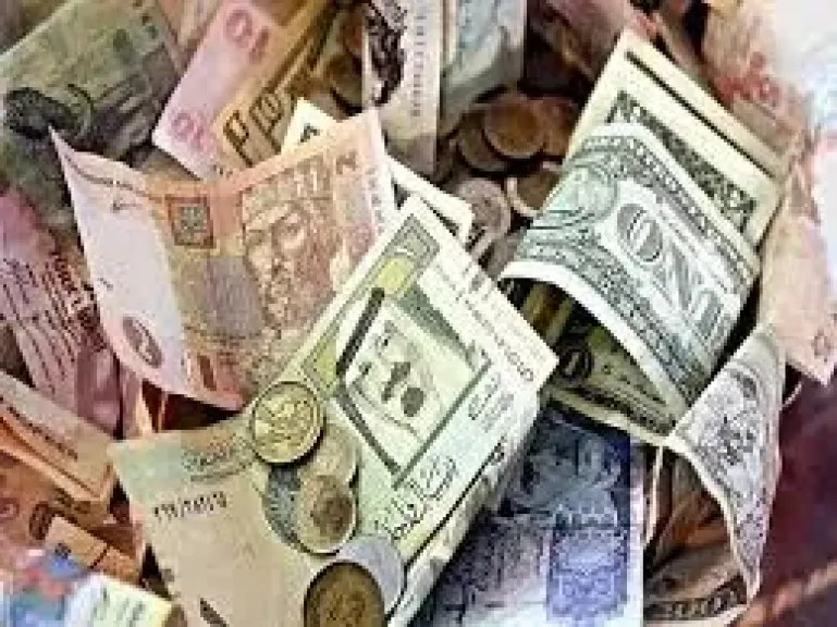 أسعار العملات اليوم في مصر الثلاثاء 12 مايو 2026.. استقرار الدولار وتباين طفيف في العملات العربية