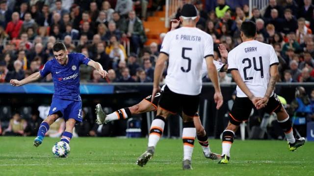 دوري الأبطال.. تعادل إيجابي بين تشيلسي وفالنسيا بالشوط الأول
