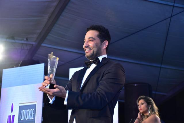 بالصور.. تكريم عمرو سعد  من التليفزيون المصري