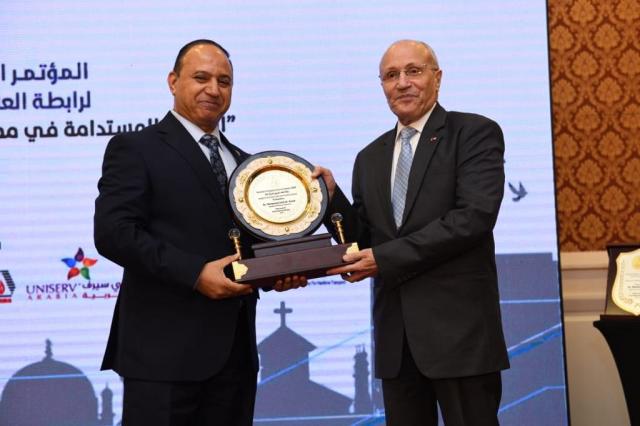رابطة العلماء المصريين بأمريكا وكندا تكرم وزير الإنتاج الحربي‎