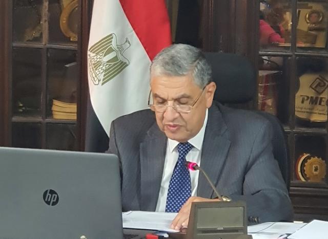 بتكلفة 5 مليون جنيه.. تفاصيل تطوير شبكات توزيع الكهرباء في غرب الغربية