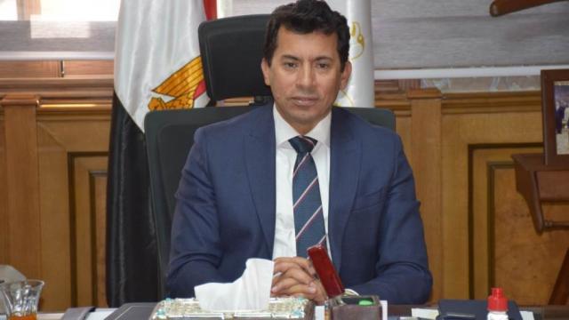 وزير الرياضة يجتمع بلجان تفتيش الوزارة لمتابعة سير العمل