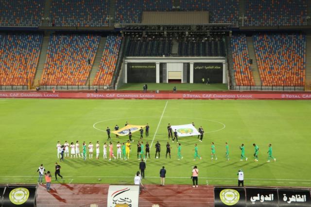 وزير الرياضة يشهد فوز الزمالك ويهنئه بالصعود لنهائي البطولة الإفريقية