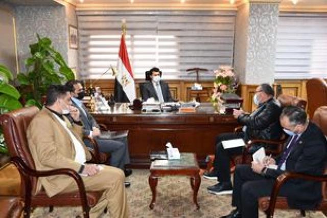 تفاصيل اجتماع وزير الرياضة مع الاتحاد المصري للشراع