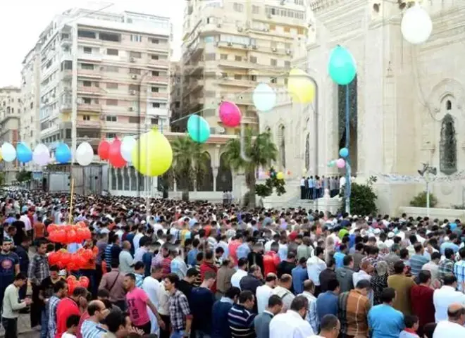 صلاة عيد الأضحى 2026 في القاهرة والجيزة.. عناوين مساجد وساحات الصلاة