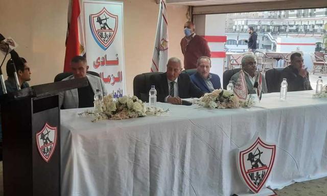 استقالة اللجنة الثلاثية بالزمالك.. وتعيين لجنة جديدة خلال ساعات