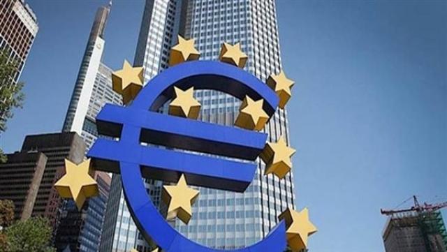 البنك الأوروبي لإعادة الإعمار يتوقع ارتفاع معدل النمو في مصر لـ4.9% خلال 2022