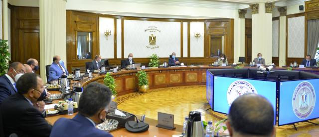 الحكومة تضع ضوابط حازمة لتنظيم السوق العقارى