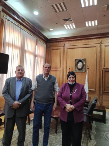 منيرة الأشقر تزف بشرى سارة لعمال ورش السكة الحديد بأبو زعبل