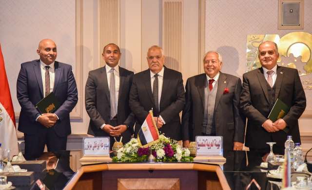 تعاون بين العربية للتصنيع ومجموعة أبو غالي موتورز  لتعميق التصنيع المحلي للسيارة جيلي أوتو في مصر