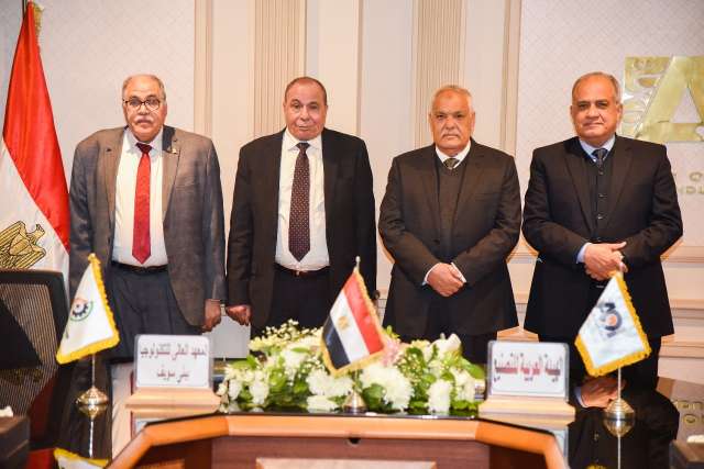 ابتكارات القابلة للتطبيق الصناعي.. بروتكول تعاون بين العربية للتصنيع والمعهد التكنولوجي ببني سويف