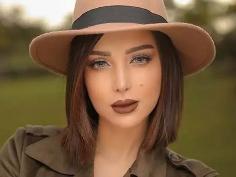 بسمة بوسيل تخطف الأنظار فى أسبوع الموضة بباريس