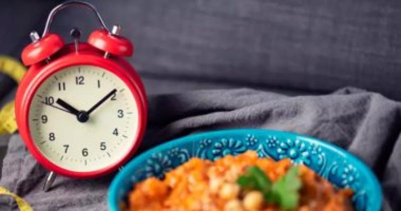 الصيام المتقطع.. كيف تبدأ وما فوائده لصحتك؟
