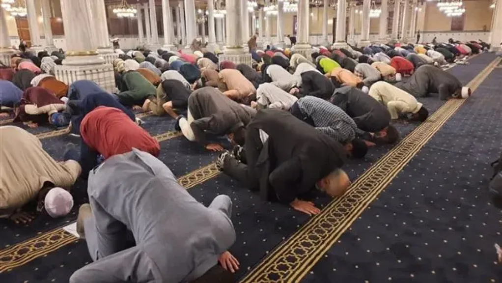 نفحات روحانية وطمأنينة بالقلوب.. موعد أول صلاة تراويح في شهر رمضان 2026