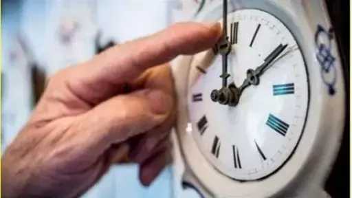 مصر تبدأ التوقيت الصيفي 2026 الجمعة.. تقديم الساعة 60 دقيقة وخفض استهلاك الكهرباء