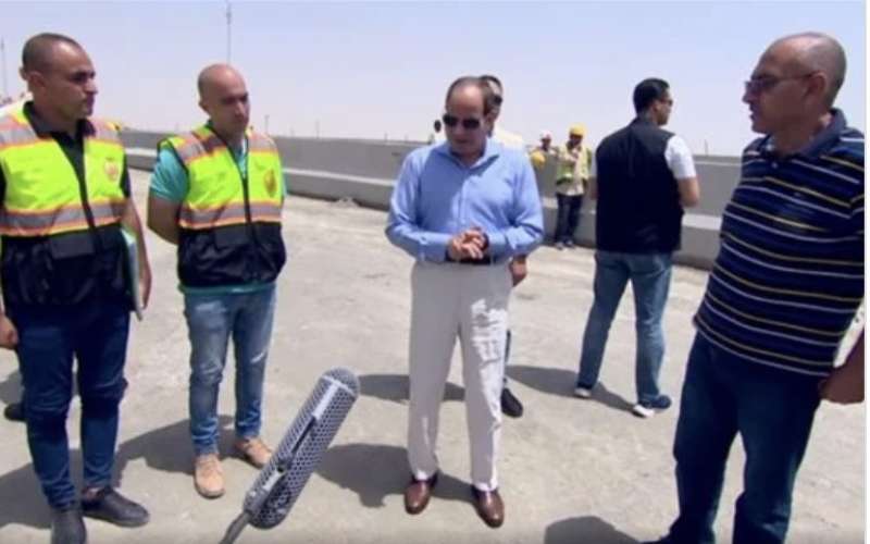 الرئيس السيسي: سمينا الكوبري طه حسين لوجود مقبرة الأديب أسفله