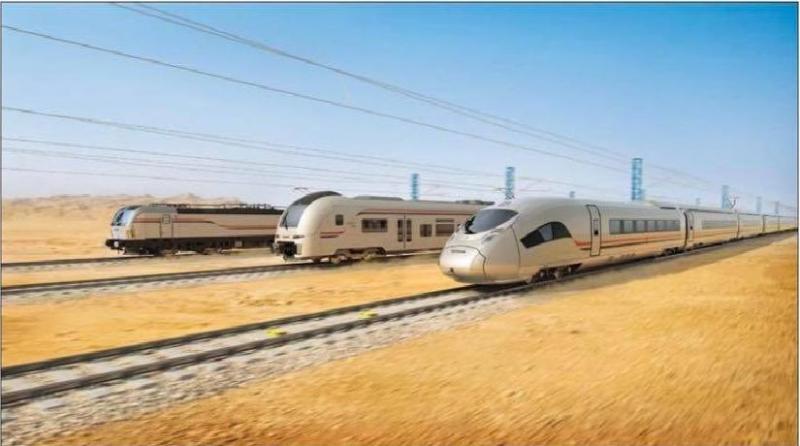 وزير النقل يفسر مرور القطار الكهربائي السريع «في الجبل»