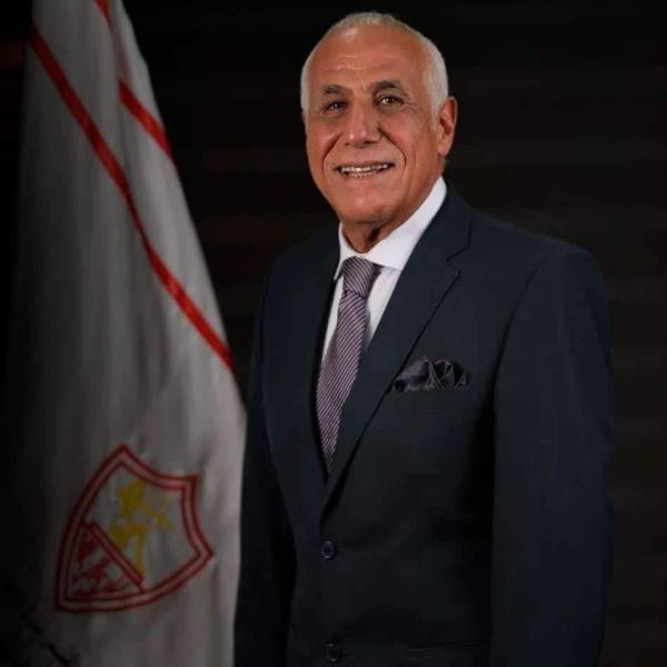 حسين لبيب: مشاكل الزمالك أصبحت كبيرة جدا.. ودولاب كؤوس النادي اتسرق