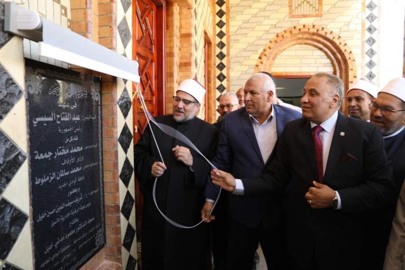 وزير الأوقاف ومحافظ الوادي الجديد يفتتحان «مسجد محمود مدني» بقرية الراشدة