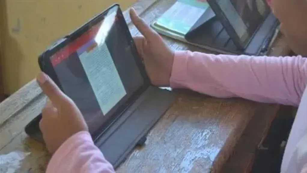 لطلاب أولى ثانوي 2027.. المدارس تعلن تعليمات تشغيل التابلت والأوراق المطلوبة للاستلام