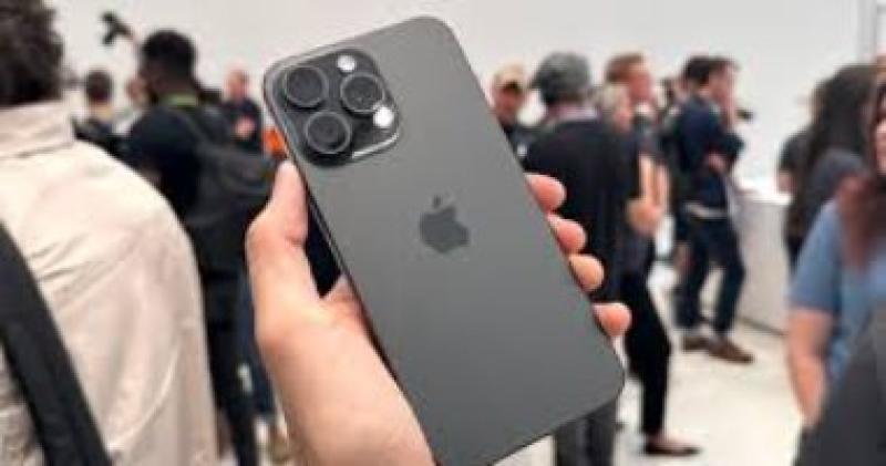 iPhone 17.. خمس ميزات تخطط Apple لتوفيرها لإصدار عام 2025