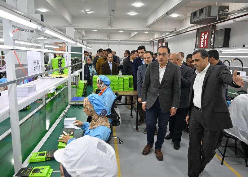 ”oraimo”: زيارة رئيس الوزراء لخطوط إنتاجنا بالسخنة يعكس دعم الحكومة للتصنيع المحلي
