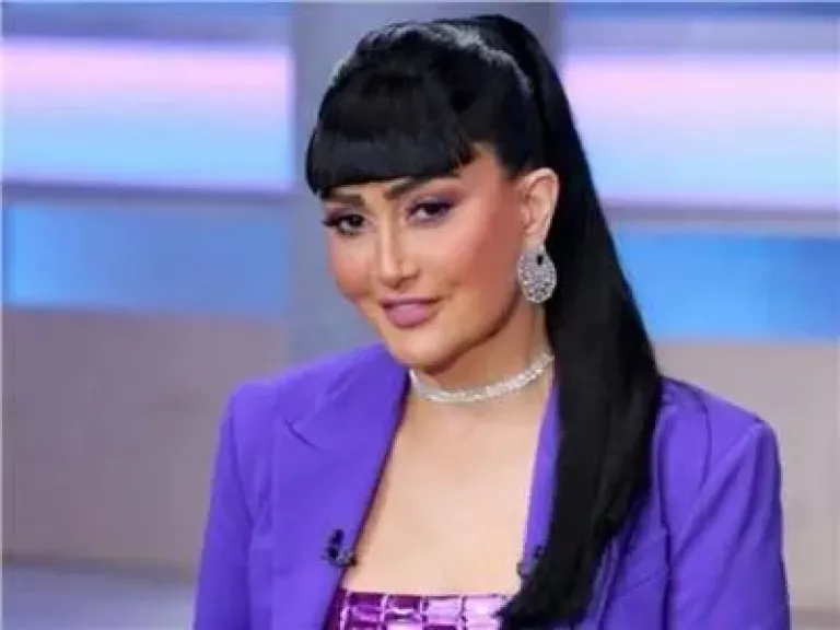 غادة عبد الرازق تكشف تفاصيل رحلتها مع العلاج النفسي بعد 24 عامًا